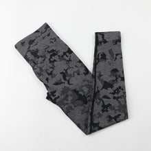 Load image into Gallery viewer, Scrunched Camo Leggings