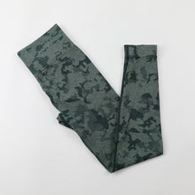 Load image into Gallery viewer, Scrunched Camo Leggings