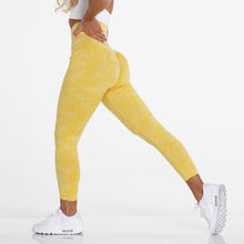 Load image into Gallery viewer, Camo seamless leggings