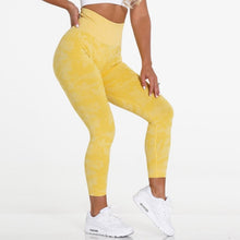 Load image into Gallery viewer, Camo seamless leggings