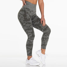 Load image into Gallery viewer, Camo seamless leggings